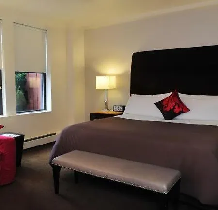 The Court - A St Giles Hotel