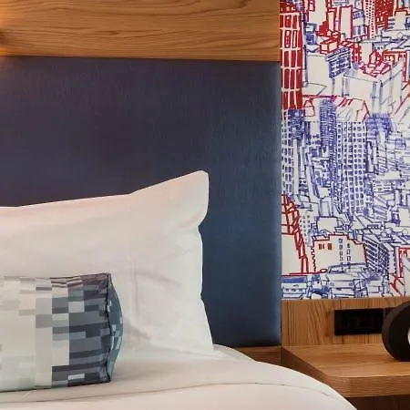 Hotel Aloft By Marriott New York Laguardia Airport 3*