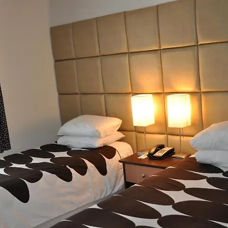 Super 8 By Wyndham Brooklyn / Park Slope 3*