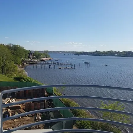 Tottenville Waterfront Estate New York