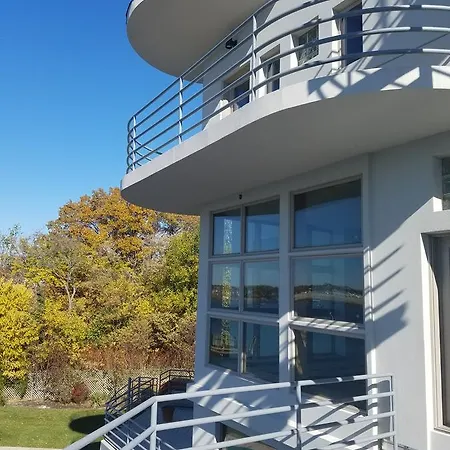 Tottenville Waterfront Estate Holiday home *