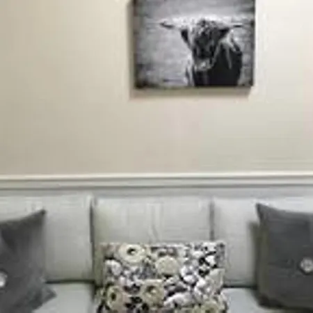 Wilson Avenue Three Bedroom Apartment *
