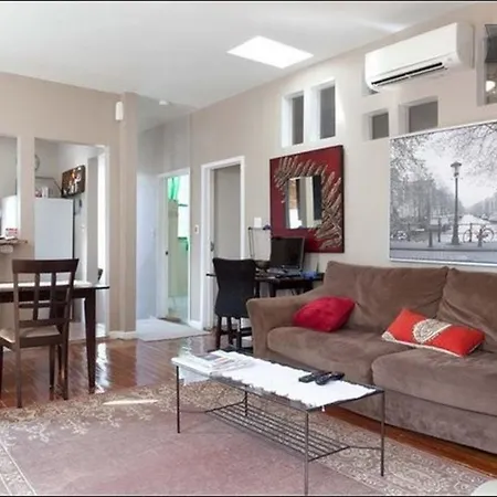 Beyond The Ordinary 1250 Sqft Apartment *