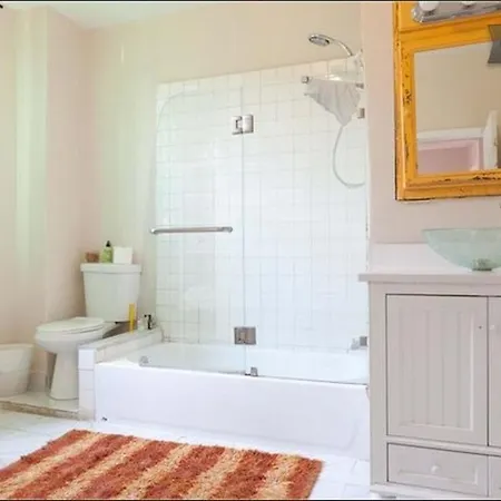 Beyond The Ordinary 1250 Sqft