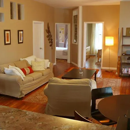 Beyond The Ordinary 1250 Sqft Apartment *