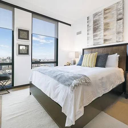 Global Luxury Suites In Murray Hill