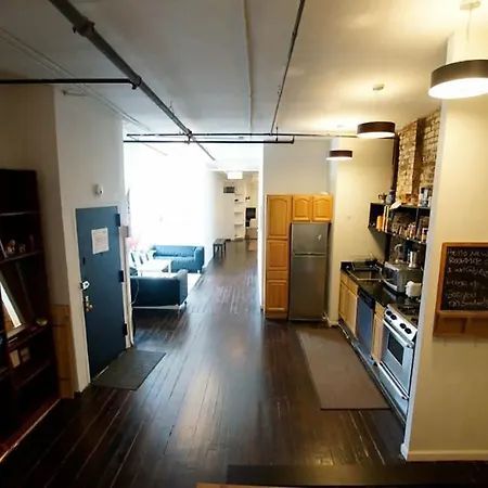 Apartment Chrystie Street Apt 5 *
