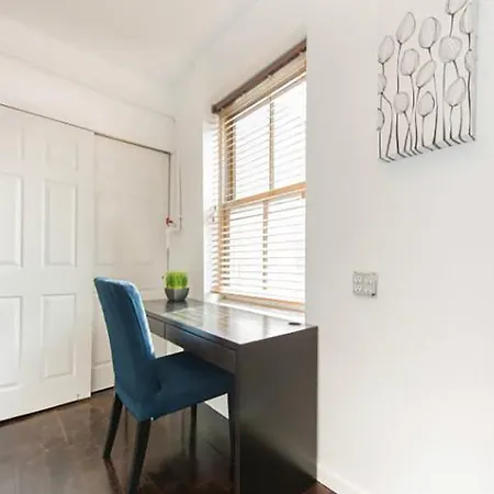 Chrystie Street Apt 5 Apartment