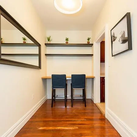 East 28th Street Apt 5 Apartment *