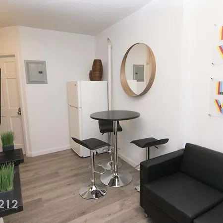 Mulberry Street Apt 11 Apartment