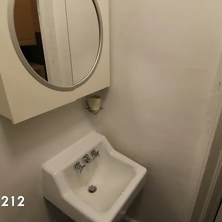 Elizabeth Sreet Apt 3 New York