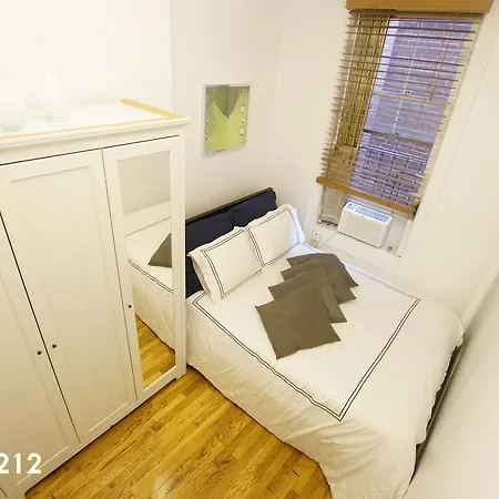 1st Ave. Apt 4 New York