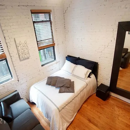 Apartment Elizabeth Street & Kenmare Street Apt 1 *