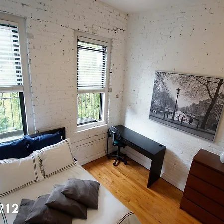 Elizabeth Street & Kenmare Street Apt 3 Apartment