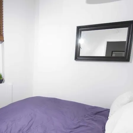 Apartment Prince Street Apt 2 *
