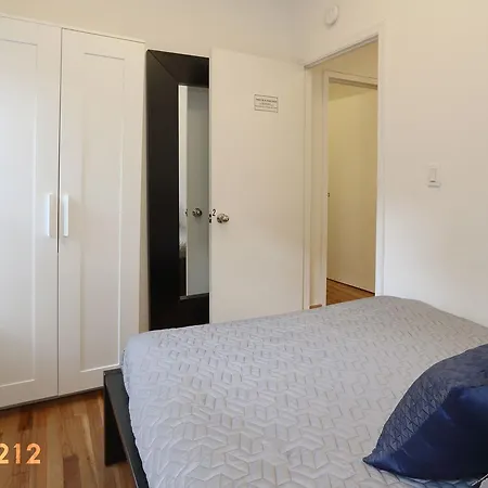 Apartment Elizabeth & Spring St. Apt. 3 *