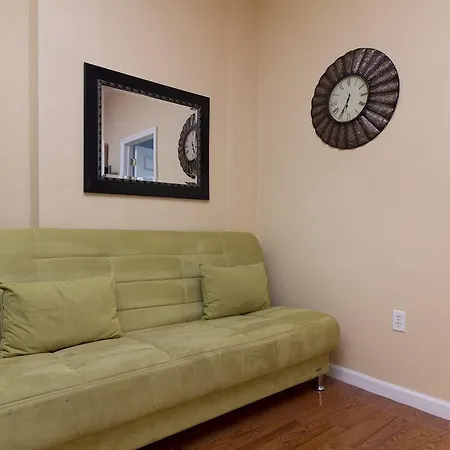 Thompson Street Apt 4d * New York