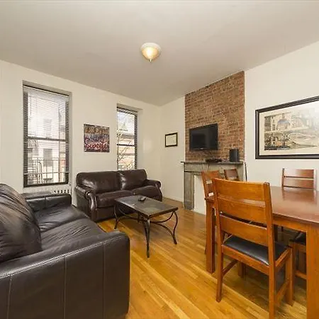 West 46th Street Apt 4c * New York