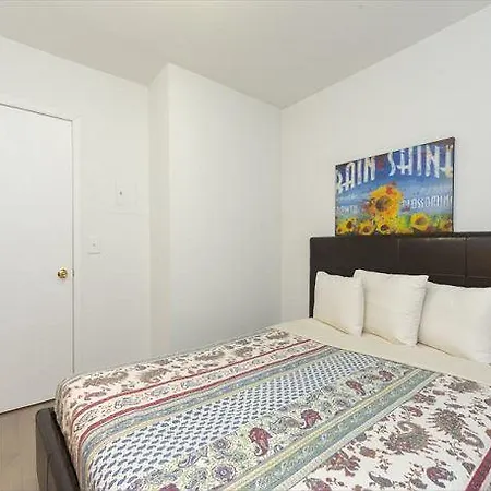 First Ave & 92nd Street Apt 3