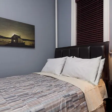 Apartment West 46th Street Apt 4c/4rw