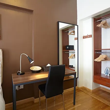 Apartment East 51st Street Apt 2r