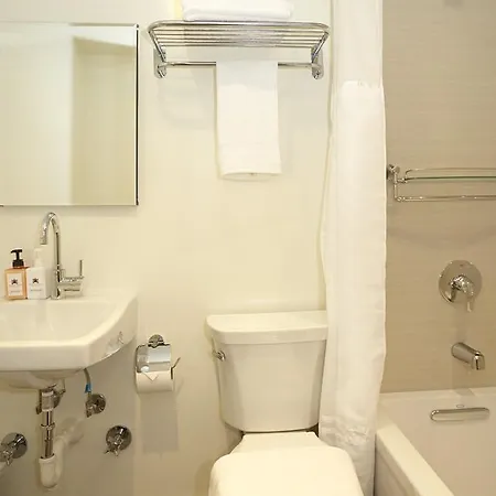 East 51st Street Apt 2l Apartment New York