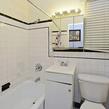 East 51st Street Apt 4h Apartment