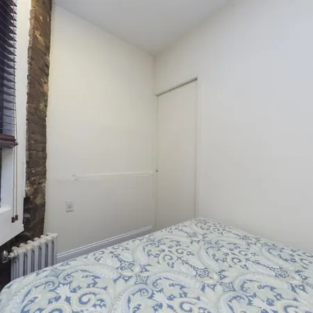 West 49th Street Apt 1b Apartment *