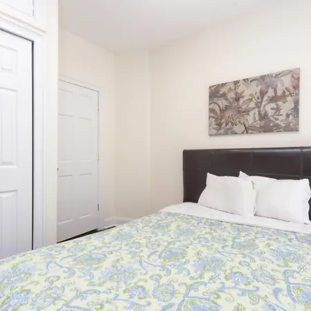 West 49th Street Apt 1b Apartment New York