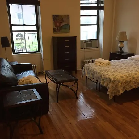 Apartment East 52nd Street Apt 1b *