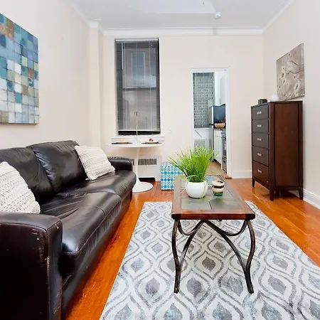 East 85th Street Apt 2