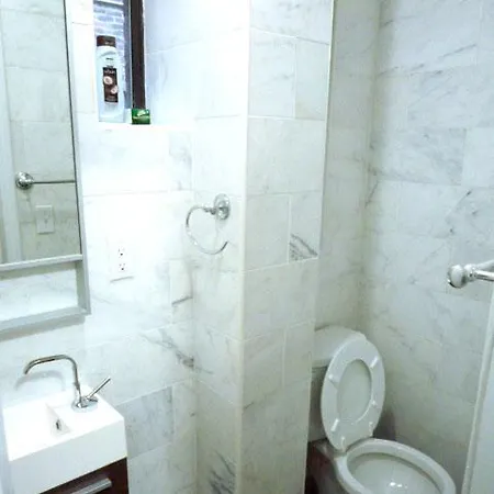 Apartment Elizabeth Street Apt 8 *