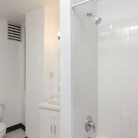 Apartment West 49th Street Apt 3a New York