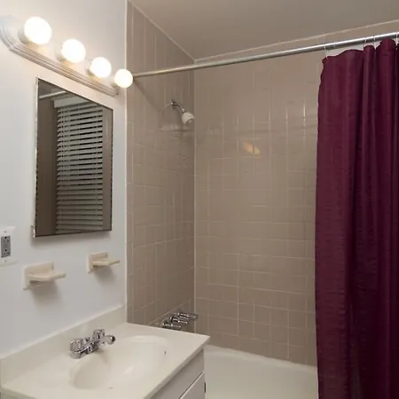 West 47th Street Apt 3a New York
