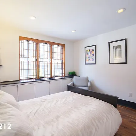Grant Street Apt 2f Apartment *