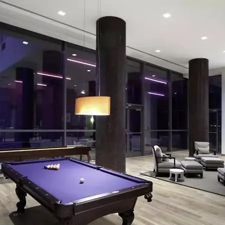 West Chelsea In The Sky Apartment *