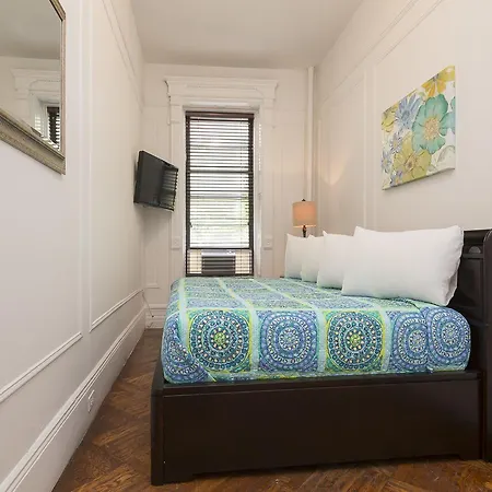 West 89th Street Apt 2f Apartment