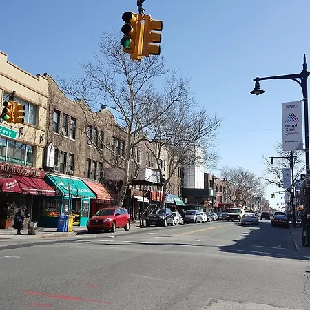 Apartment Dante/15 Min To Midtown New York