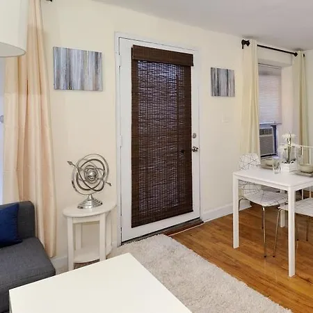 Midtown East 1 Cozy Bedroom Apartment New York