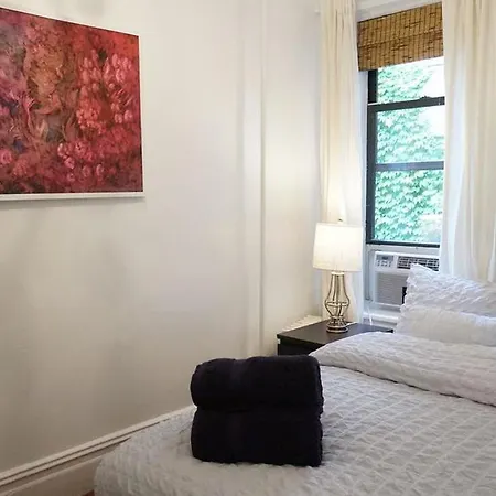 Apartment Eclectic 2bedroom Art Studio