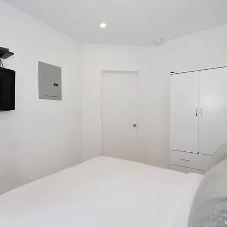 Apartment Beautiful Midtown East New York