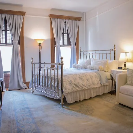 Harlem Grand Bed & Breakfast New York
