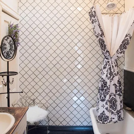 Bed & Breakfast Harlem Grand 4*