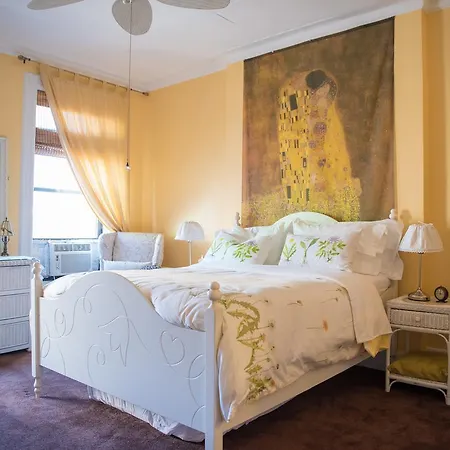 Harlem Grand Bed & Breakfast