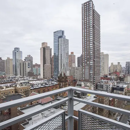 Luxury Upper East Side Apartment *