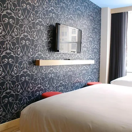 Tryp By Wyndham Times Square - Midtown 4*