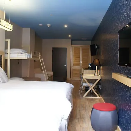 Tryp By Wyndham Times Square - Midtown Hotel