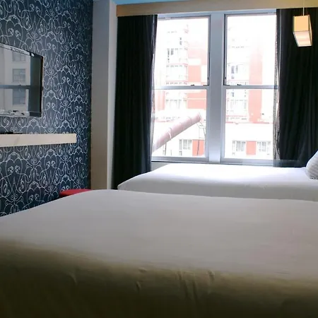 Hotel Tryp By Wyndham Times Square - Midtown 4*