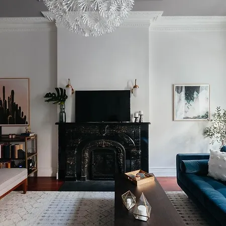 Charles Street Gardens By Onefinestay *