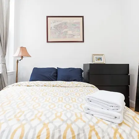 Apartment Upper West Luxury 4bed 2bath: Steps To Central Park New York